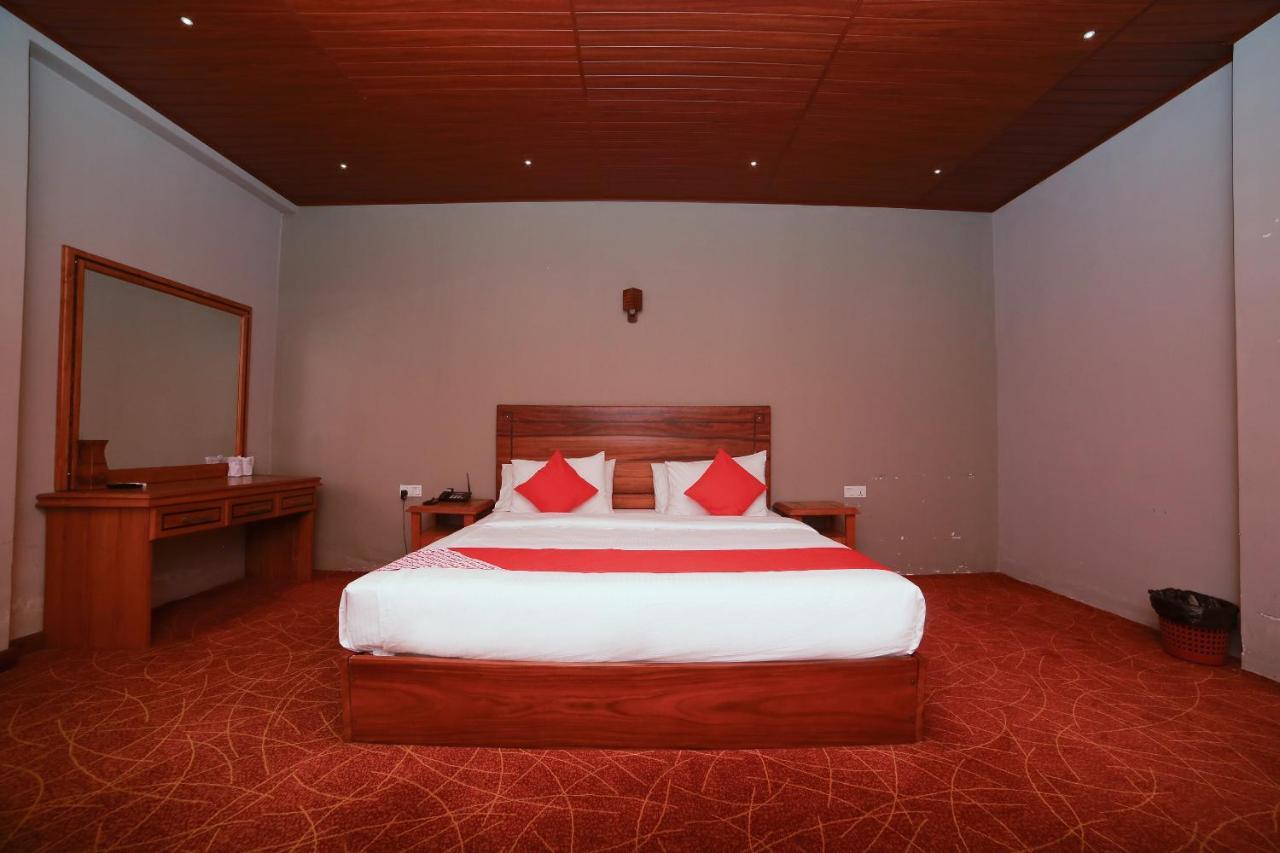 Oyo 278 Hotel Rivelka Kundasale Eksteriør billede