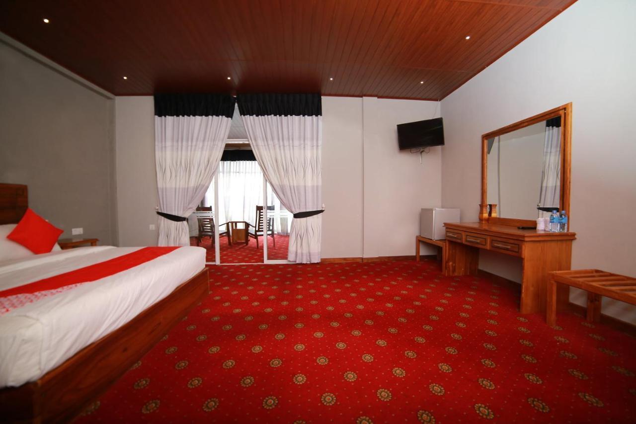 Oyo 278 Hotel Rivelka Kundasale Eksteriør billede